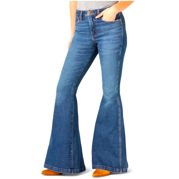 Wrangler Retro High Rise Flare Blue Jeans - Picture 1 of 16